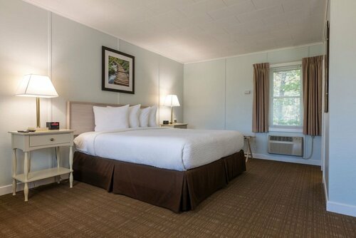 Highbrook Motel, Book Motel Maine hoteller med parkering, Parkering
