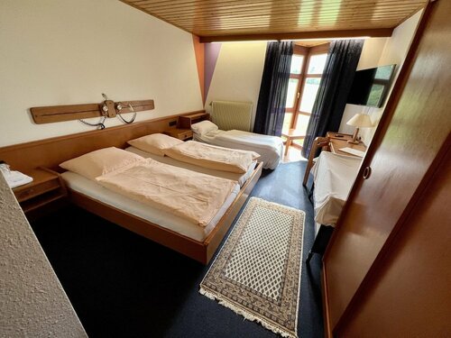 Nehrener Hof, Rezerwuj Hotel Nehren Swabian Alps
