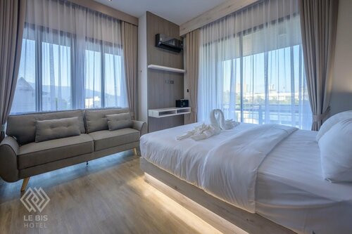 Le Bis Hotel, Забронировать Отель Отели Чиангмай с завтраком, рядом с Офис компании Elephant Care &amp; Grand Canyon Jumping, Завтраки