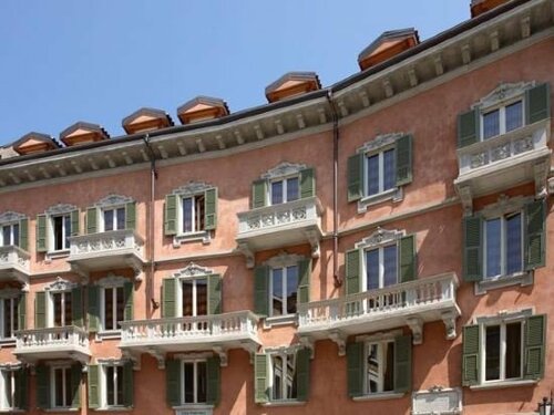 Casa Romagnosi, Забронировать Отель Отели Сальсомаджоре-Терме 4 звезды, 4*