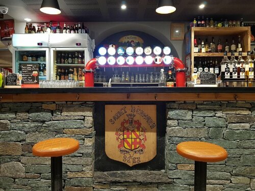 hotel le Malgovert, Book Hotel Hoteller i Rhône-Alps med parkering, Parkering