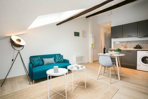 Logis des Halles du Coderc, Забронировать Отель Отели White Perigord 4 звезды, 4*