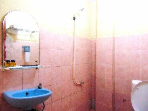Hotel Herly, Varaa Hotelli Balikpapan 
