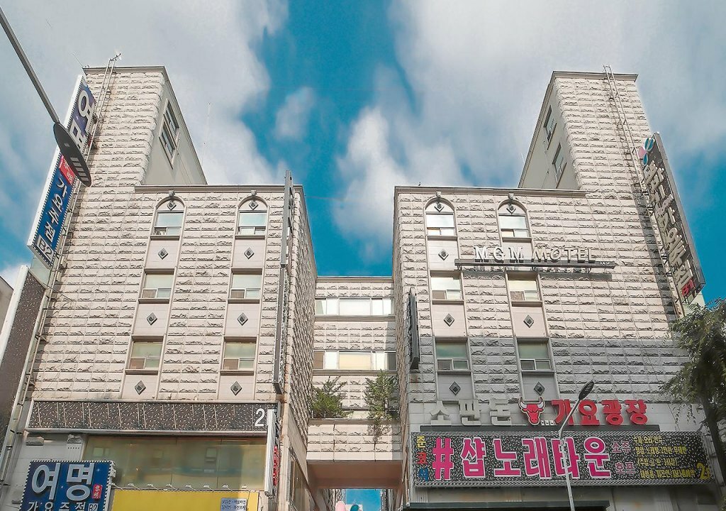 HOTEL ViA