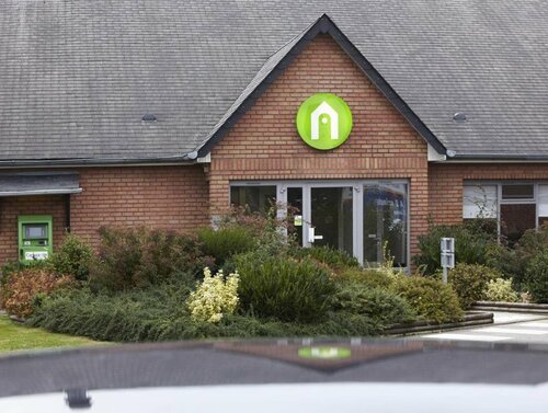 Campanile - Rouen - Franqueville Aeroport, Rezerwuj Hotel Franqueville-Saint-Pierre Seine-Maritime