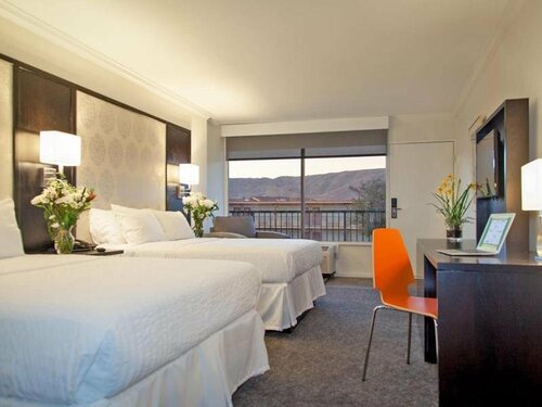 Park Pointe Hotel, Забронировать Отель СПА-отели Южного Сан-Франциско, рядом с K1 Speed, SPA-услуги