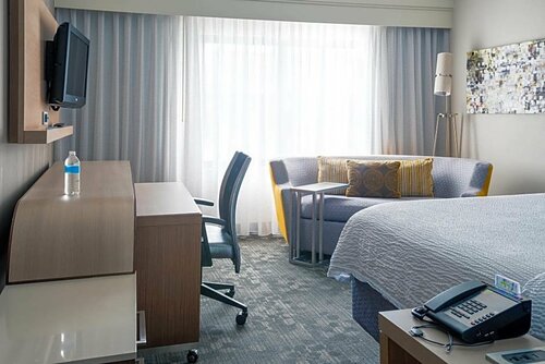 Courtyard by Marriott Cleveland Airport North, Prenota Hotel Hotel a Ohio con parcheggio, Parcheggio