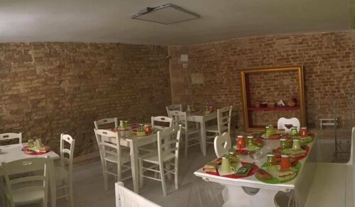 B&B La Lanterna, Book Bed and Breakfast Romagna hoteller med parkering, Parkering