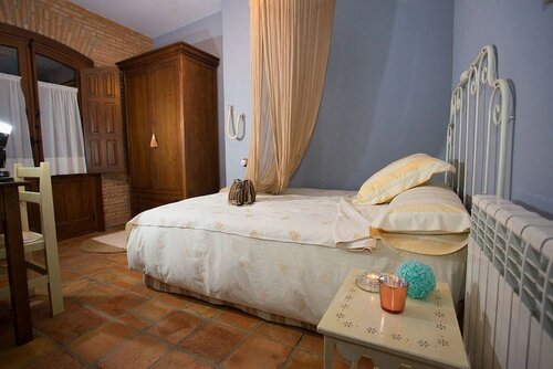 Casa Rural El Tenado, Buchen Sie Hotel 3-Sterne-Hotels in Extremadura, 3*