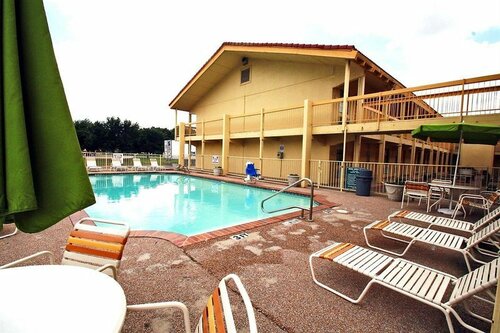 Motel 6-Dallas, TX - Farmers Branch, Забронировать Мотель Фармерс-Бранч Dallas - Fort Worth Metropolitan Area