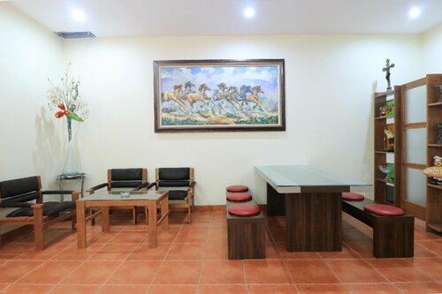 Ddeks Residence, Забронировать Отель Денпасар Denpasar Municipality, рядом с Ночной рынок Крененг