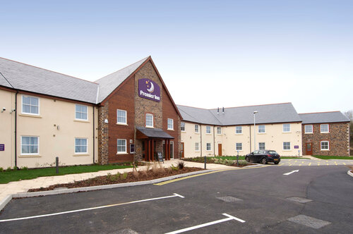Premier Inn Camborne, Забронировать Отель Камборн Корнуолл