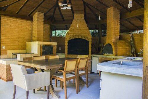 Avec Toi Boutique Hotel & Spa, Забронировать Курортный отель Отели Кампус-ду-Жордана с парковкой, рядом с Ducha de Prata Waterfall, Парковка