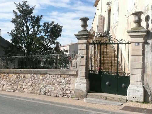 Clos du Magnolia, Book Hotel Causses-et-Veyran Hérault