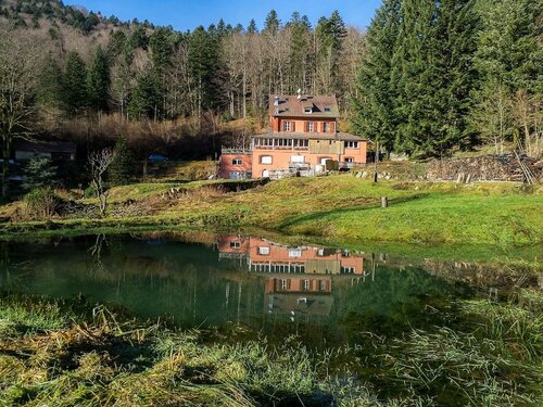 Maison du saut de la truite, Book Hotel Hoteller i Burgund med parkering, Parkering