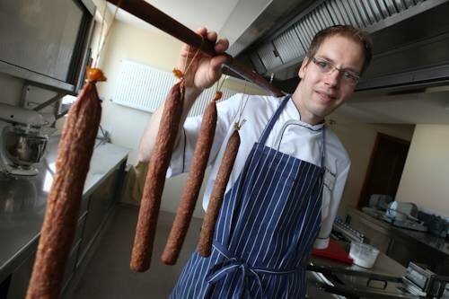 Gasthof Zum Hohen Lohr, Забронировать Отель Lichtenfels-Sachsenberg 