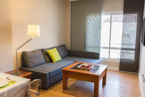 AB Apartamentos H2O, Забронировать Апартаменты/квартира Малага - центр Малага, рядом с Епископский дворец