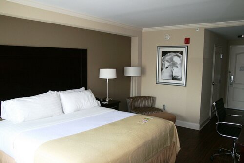 Holiday Inn Macon North by IHG, Prenota Hotel Hotel a Georgia con parcheggio, Parcheggio