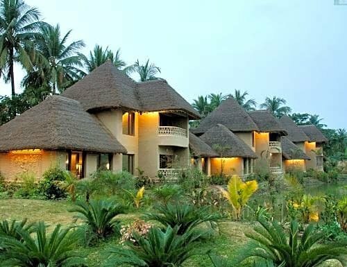 Vedic Village Spa Resort, Забронировать Курортный отель Курортные отели Калькутты, Курортный отель