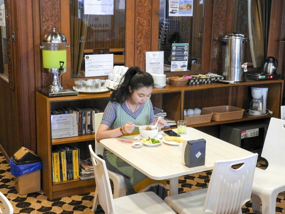 Backpacker Hostel - Adults Only