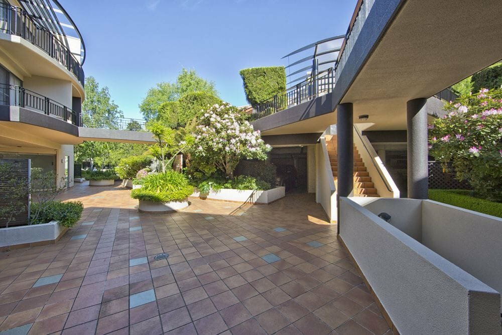 Accommodate Canberra - Lakefront