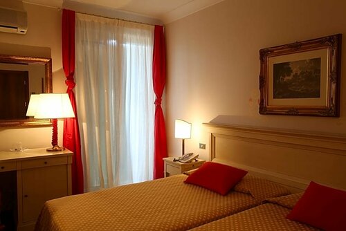 Le Muse Hotel, Забронировать Отель Сан-Бонифачо Венето