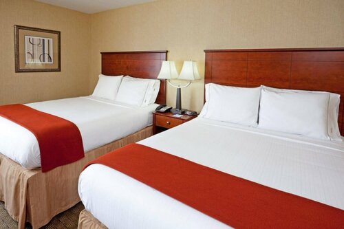 Holiday Inn Express Ramsey-Mahwah by IHG, Забронировать Отель Отели Нью-Джерси с парковкой, Парковка