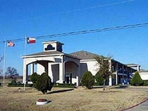 Days Inn by Wyndham Ennis, Забронировать Отель Эннис Dallas - Fort Worth Metropolitan Area