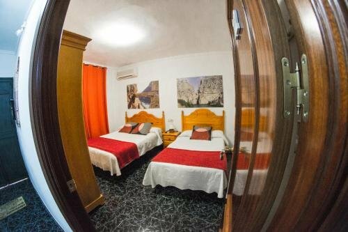 Hostal Caminito del Rey, Varaa Hostelli Alora Caminito del Rey
