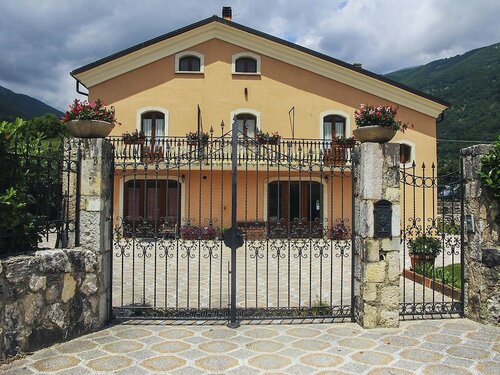 Da Nonna Li Rooms and Breakfast, Забронировать Отель «постель и завтрак» Виллетта-Барреа Abruzzo Ski