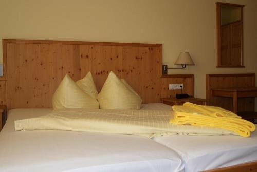 Krumpendorferhof, Забронировать Отель Отели Крумпендорф-ам-Вёртерзе 3 звезды, 3*