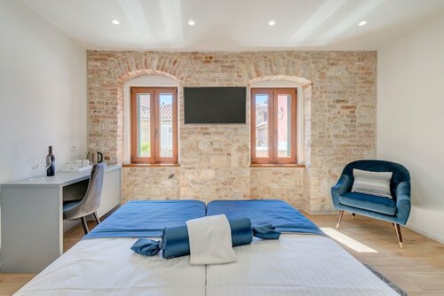 Le Premier Luxury Rooms, Забронировать Гостевой дом Сплит Брач, рядом с Бухта Сплит
