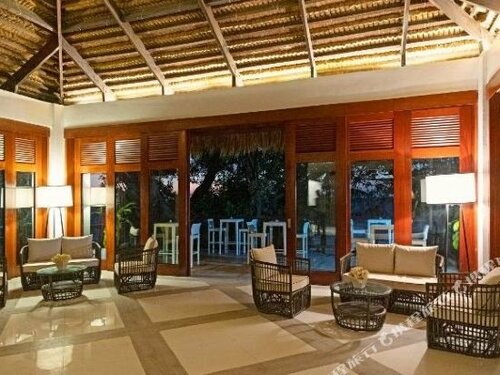 Ocean's Edge Resort, Réserver Complexe hôtelier Hôtels d'affaires à Mindoro, 4* 5*