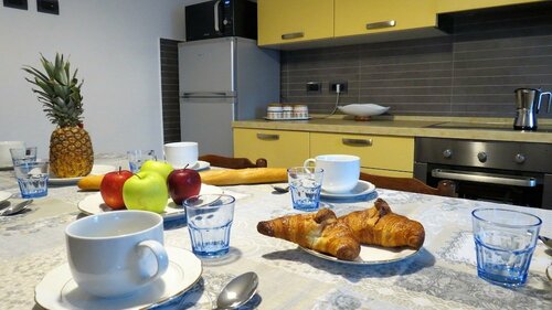 Feel at Home - Villa Verbena, Book Villa Hoteller i Bergamo med parkering, Parkering