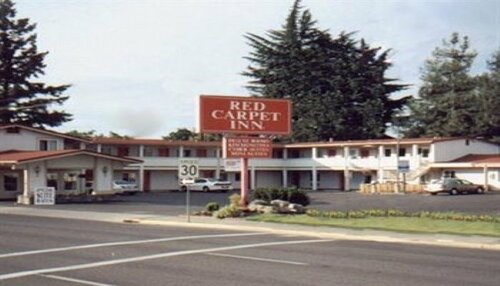 Red Carpet Inn Medford, Забронировать Мини-отель Отели в центре Медфорд, в центре