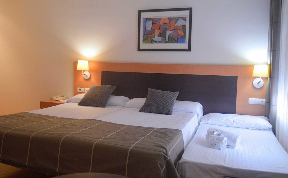 Hotel & Restaurante Infantas de León