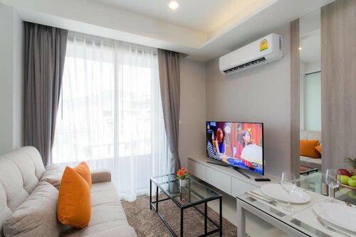 6th Avenue Surin by Risa, Забронировать  Отели Пхукета с бассейном, Бассейн