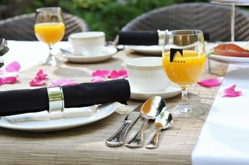 Hotel Herrnschloesschen, Забронировать Отель Бизнес-отели Frankenhöhe, 4* 5*
