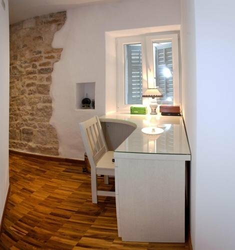 Luxury Rooms Lucija and Luka, Забронировать Отель Отели Сплита 4 звезды, рядом с Бухта Сплит, 4*