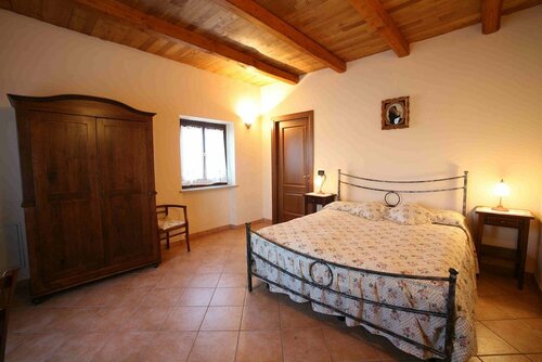 Agriturismo Cantine Bevione - Family Apartments, Забронировать Фермерский дом Фарильяно Ланге