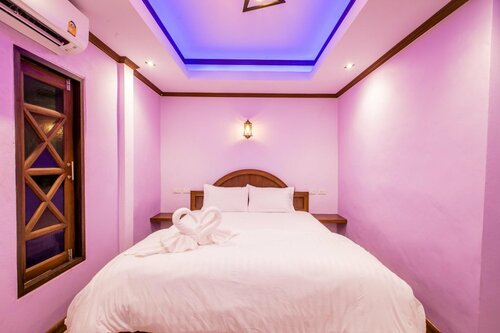 Loft Vintage Chalet resort, Забронировать Шале Отели Ко Ланта с парковкой, Парковка