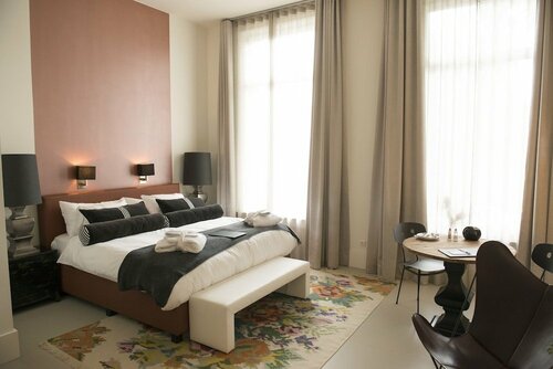 Bossche Suites Stationsweg, Забронировать Отель Хертогенбос Северный Брабант