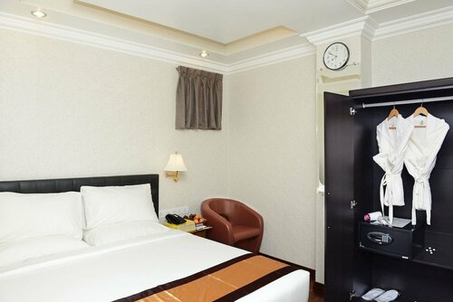 Hotel Bond, Prenota Hotel Hotel a Yangon con parcheggio, vicino a Holy Trinity Cathedral, Parcheggio