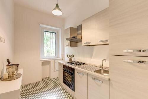 Daisy Guest House Colosseo, Book Pension Appio Latino Rom
