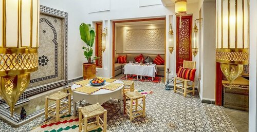 Riad Dar El Bahja, Забронировать Отель Отели Марракеша с парковкой, рядом с Музей марокканского искусства, Парковка