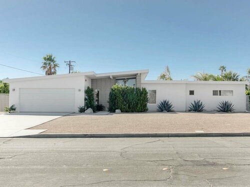 3BR 2BA Modern Beauty With Pool and Hot Tub by RedAwning, Забронировать Отель Отели Coachella Valley 3 звезды, 3*