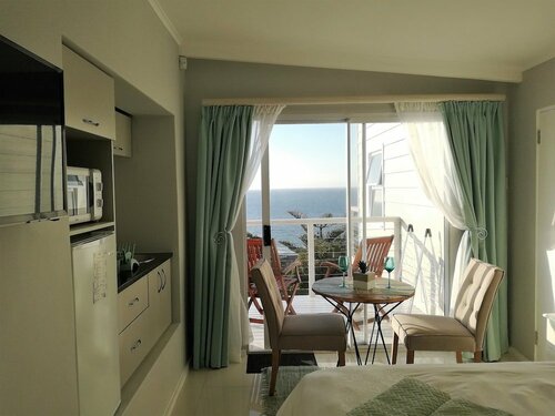 De La Hilcremat, Забронировать Отель Саймонстаун False Bay