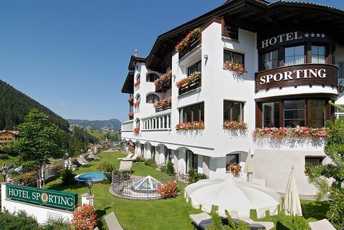 Hotel Sporting, Забронировать Отель Больцано — Южный Тироль Трентино-Альто-Адидже