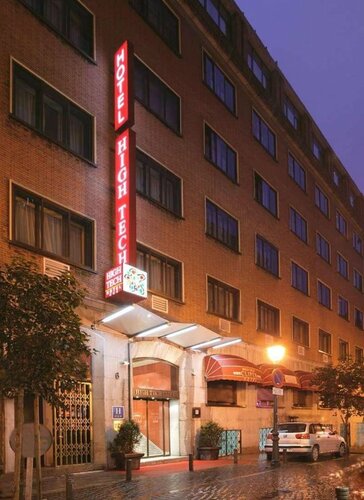 Petit Palace Cliper-Gran Vía, Забронировать Отель Отели Мадрида с бассейном, рядом с Опера, Бассейн