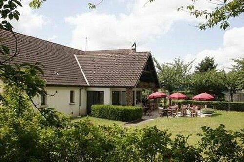 Kyriad Hotel Meaux, Забронировать Отель Мо 